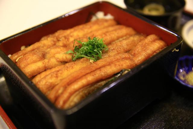 たち重（太刀魚の蒲焼き丼）